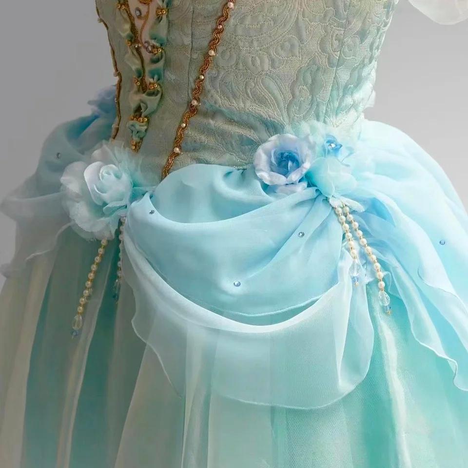 Swan Lake Pas de Trois Variation