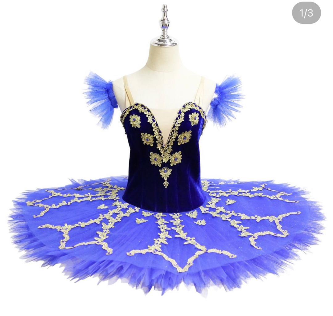 Variation from "La Fille du Pharaon" - Dancewear by Patricia