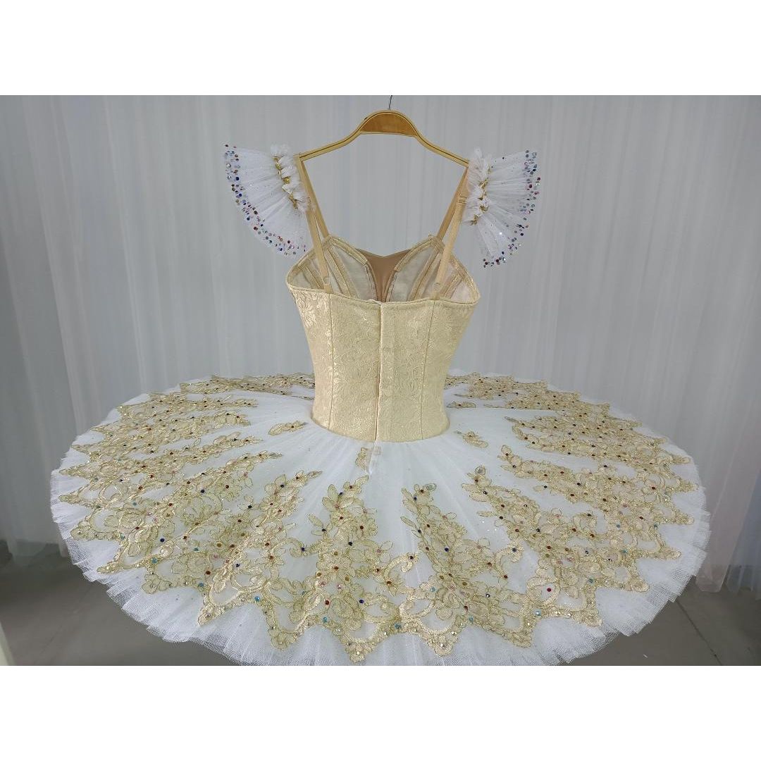 "La Fee d' Or" - Dancewear by Patricia