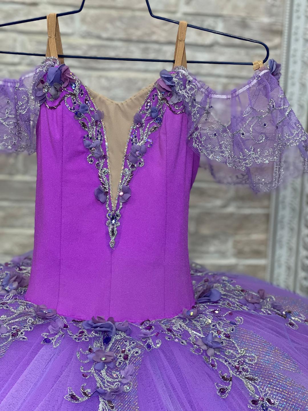 "Lilac" - Dancewear by Patricia