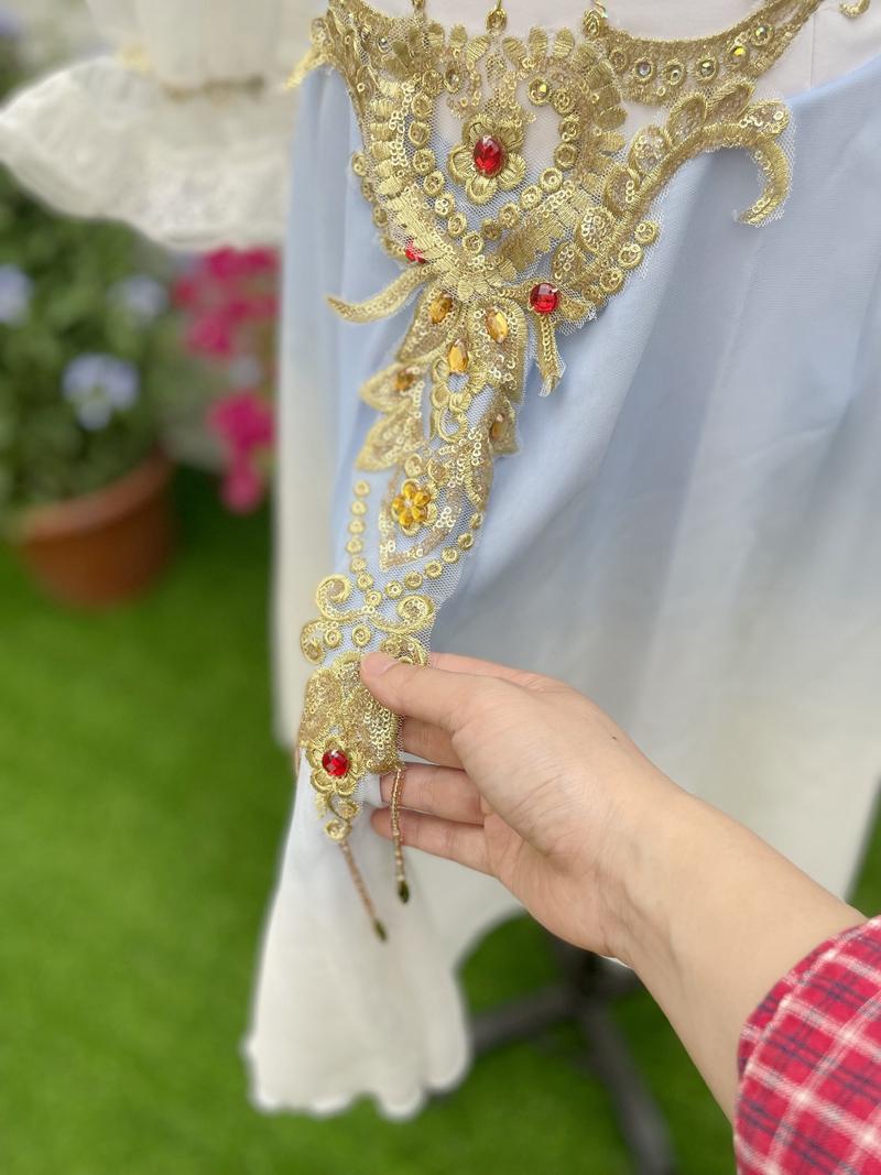 Pas de Trois - Dancewear by Patricia