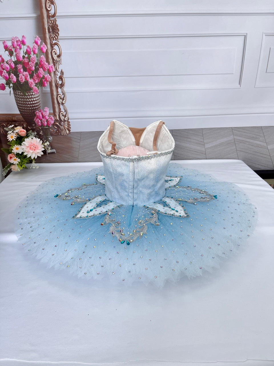 Blue Shiny Powder Puff