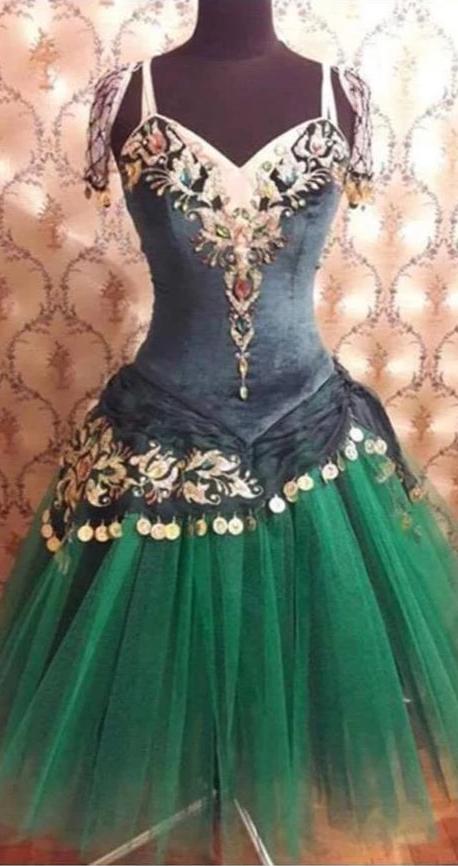 Esmeralda Pas de Six - Dancewear by Patricia